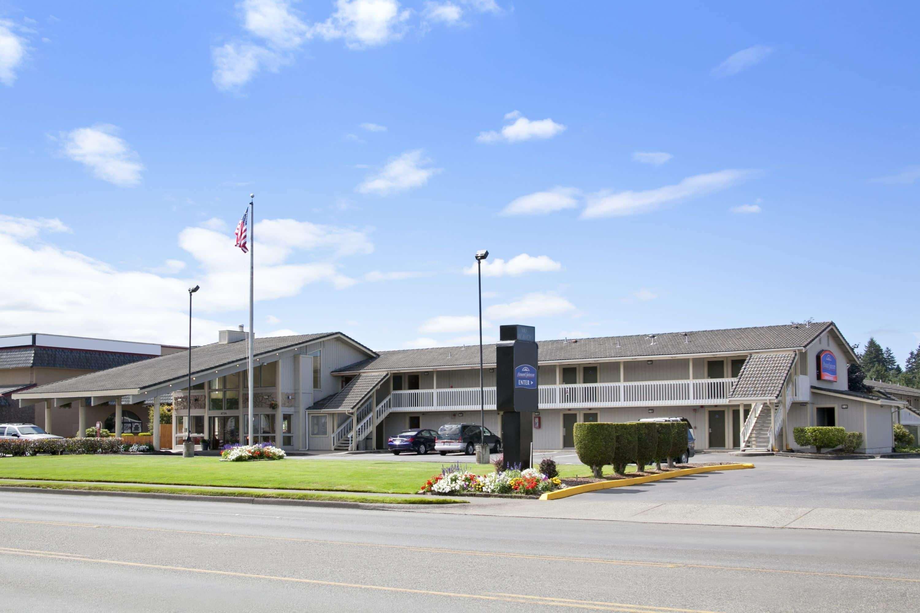 South Tacoma Suites מראה חיצוני תמונה