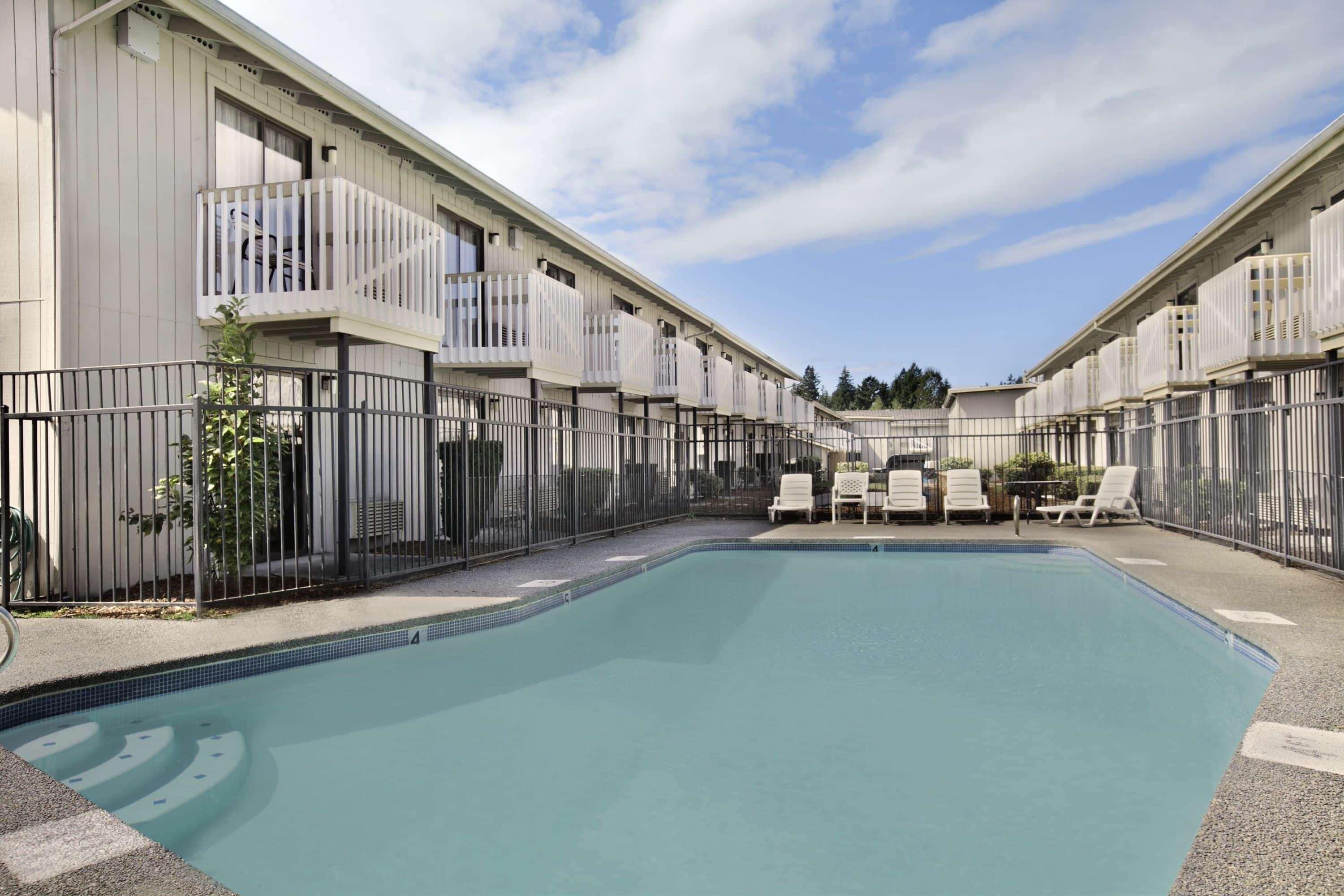 South Tacoma Suites מראה חיצוני תמונה