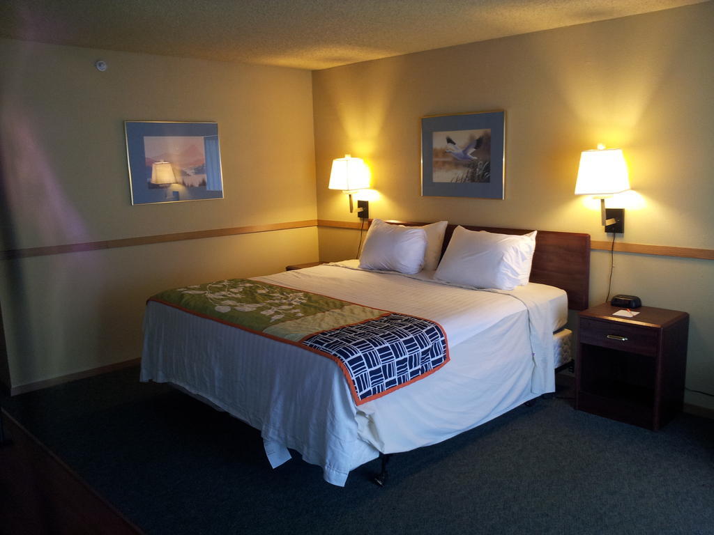 South Tacoma Suites חדר תמונה
